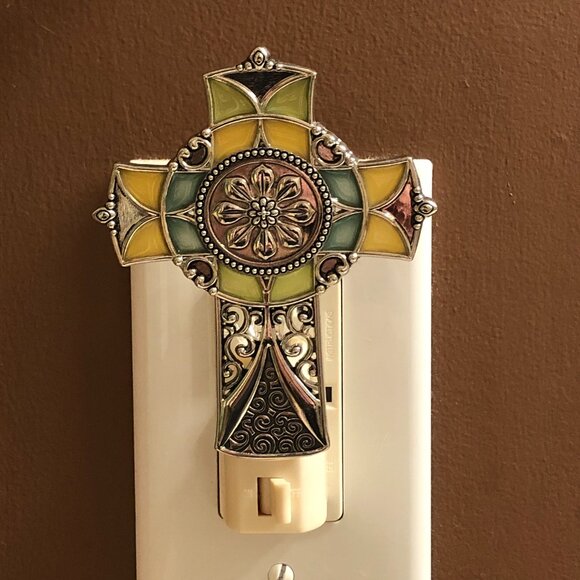 Other - Plug-in Night Light - Cross in Stained Glass Style